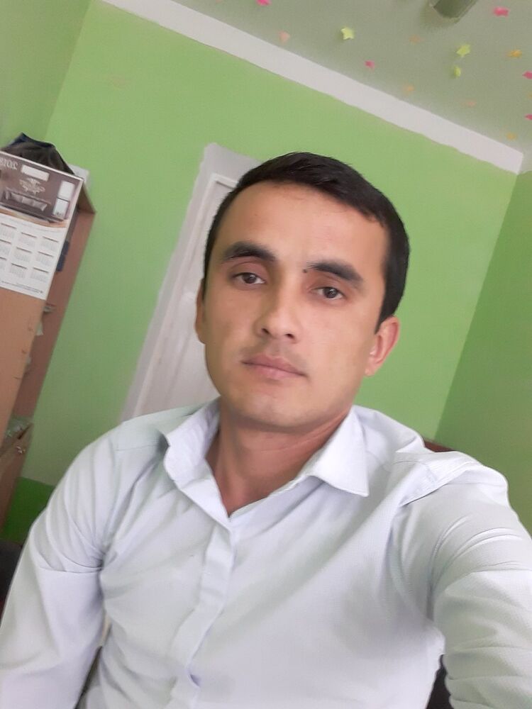  17523584  Giyosbek, 34 ,    