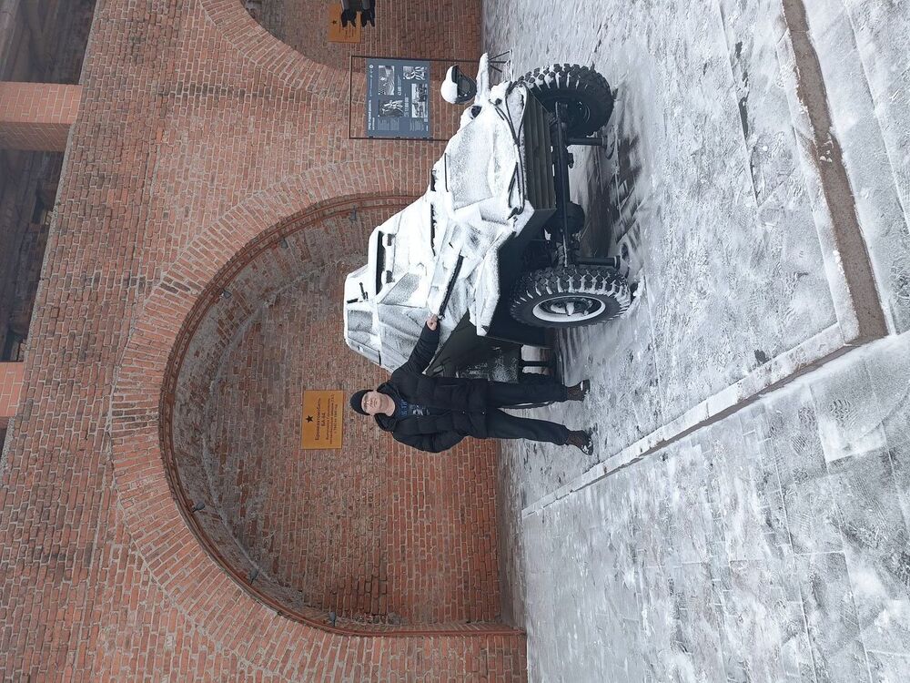  41159464  , 40 ,    