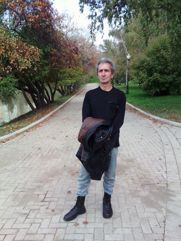  14306294  Elisbar, 63 ,    
