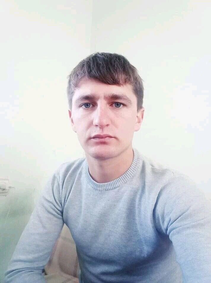  20810484  Tigran, 26 ,    