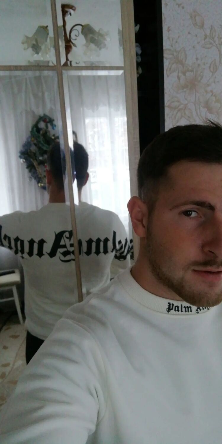  34043624  Sergei, 30 ,    