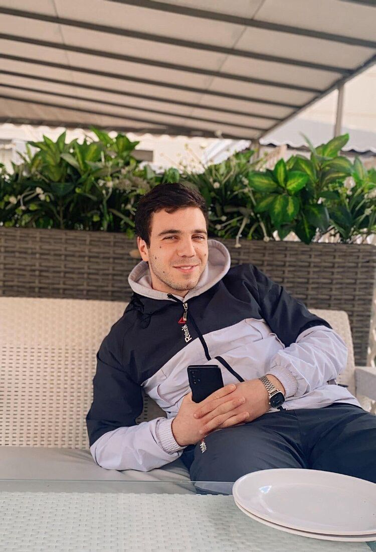  ,   Vahan, 23 ,   ,   