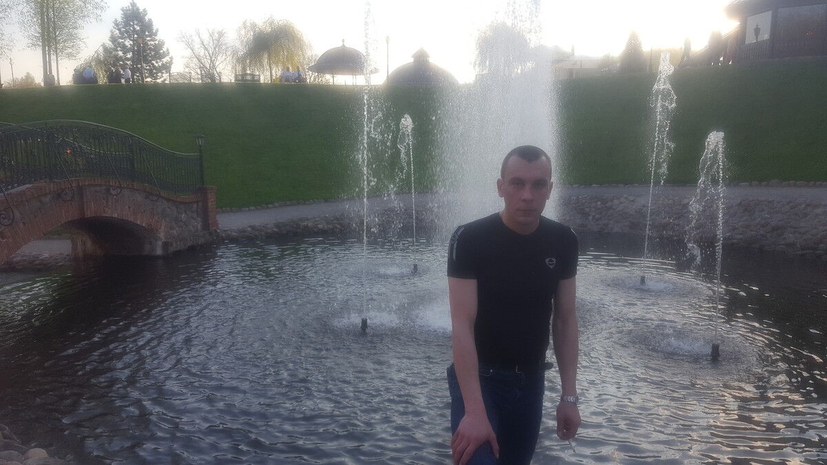  ,   Ivan, 42 ,     , c 