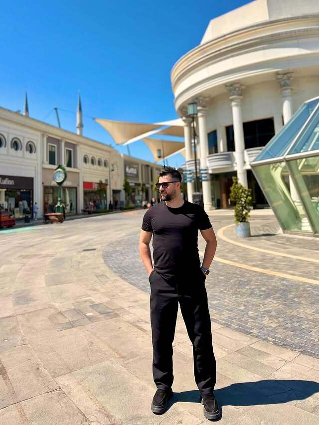  54694914  , 37 ,    Goddard