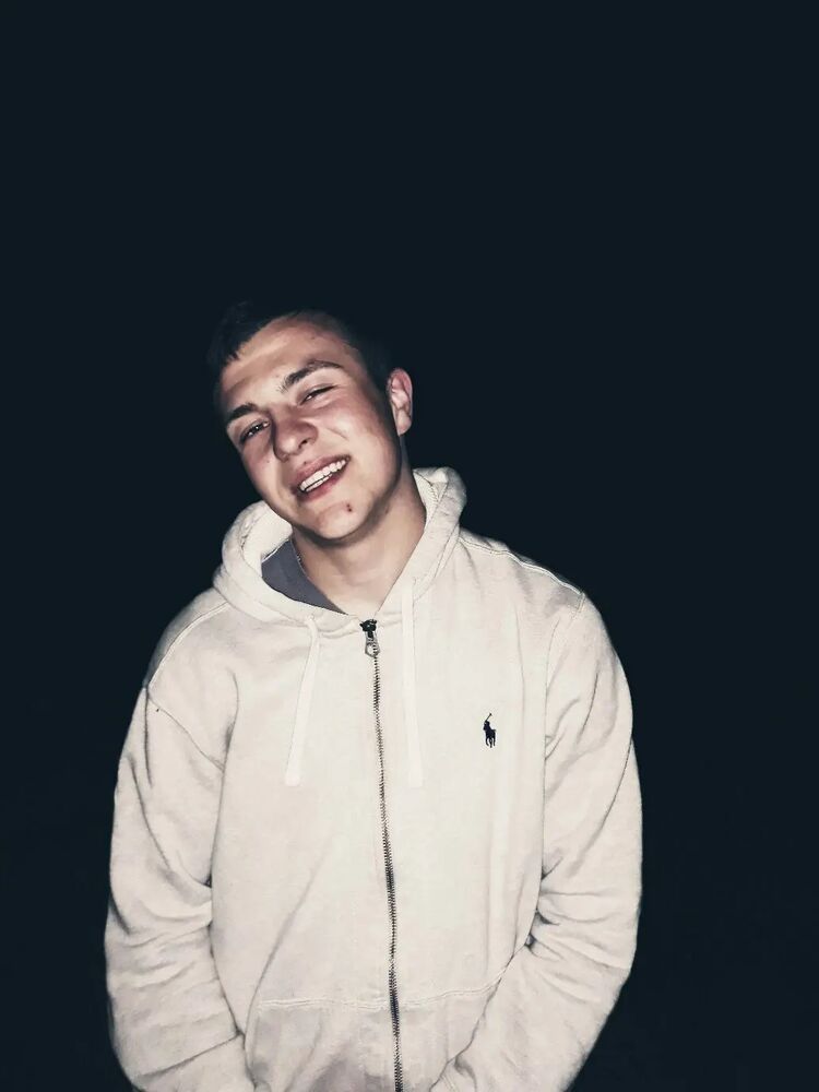  27491764  , 26 ,    -