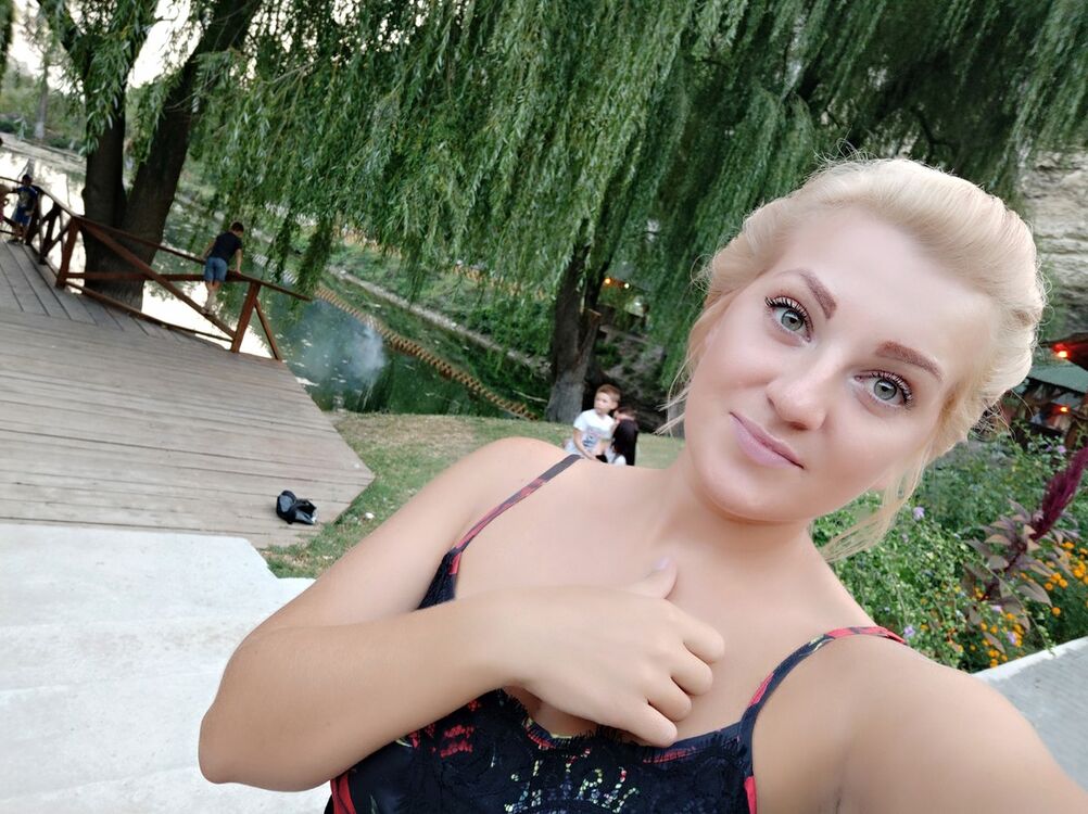 Знакомства севастополь без регистрации с телефонами с фото с женщинами
