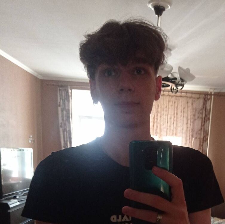  28982484  Tomioko, 21 ,    -