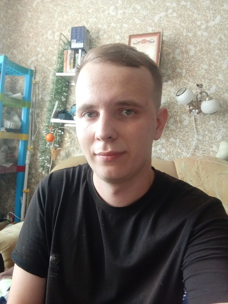  ,   Vladislav, 24 ,   ,   