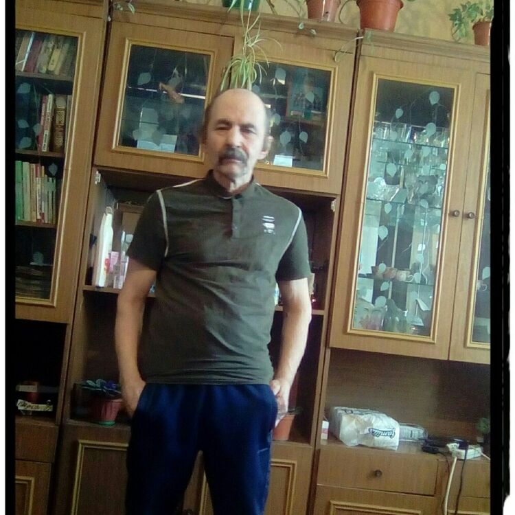  19222284  Vasiliy, 66 ,    