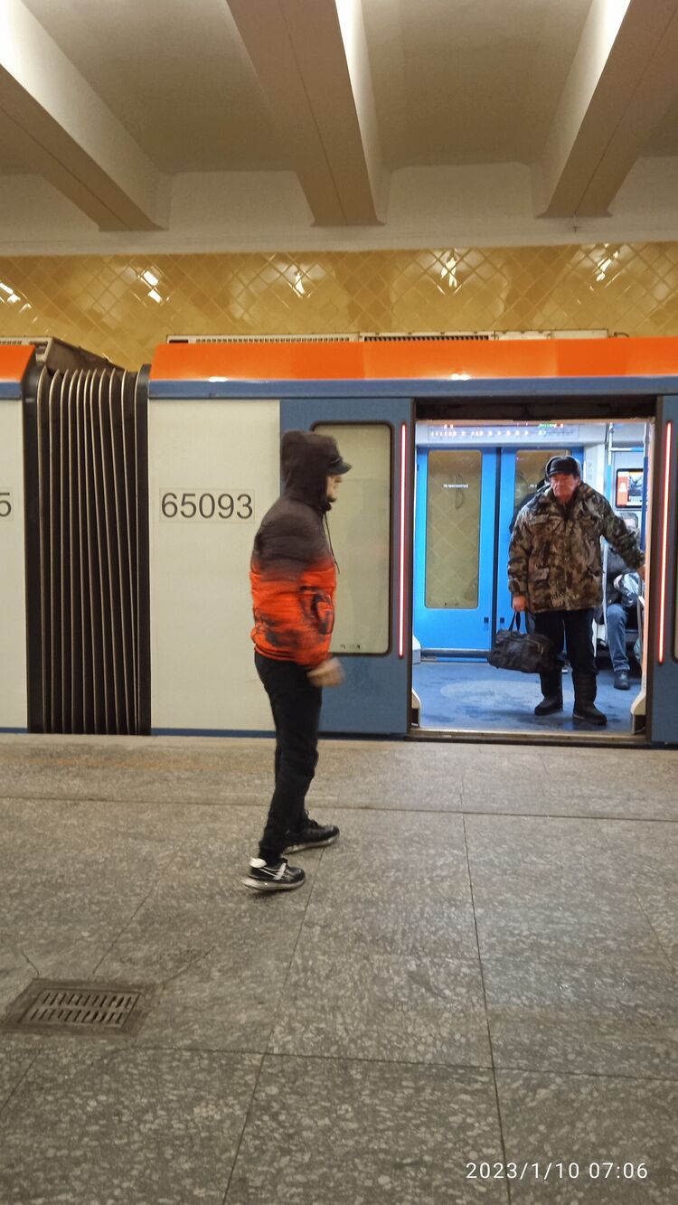  ,   Ulugbek, 27 ,   ,   