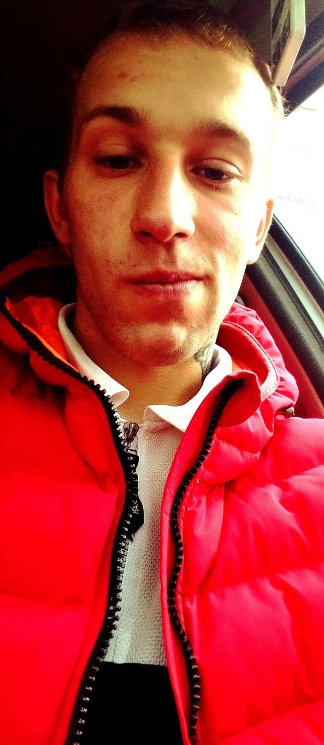  ,   Daniil, 32 ,   ,   , 