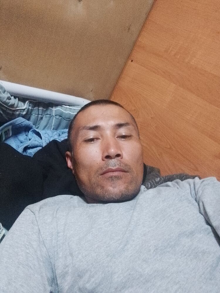  45734314  , 37 ,    