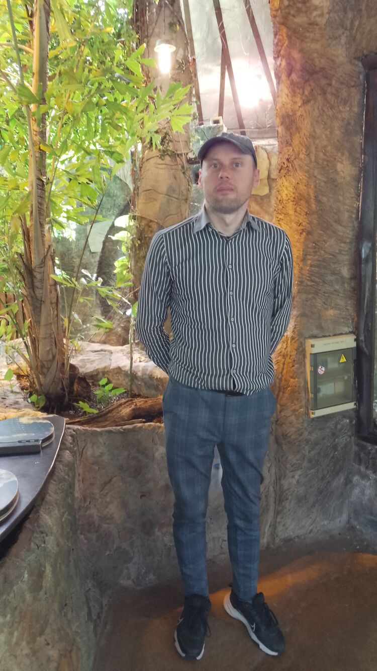  54101034  Igors, 41 ,    