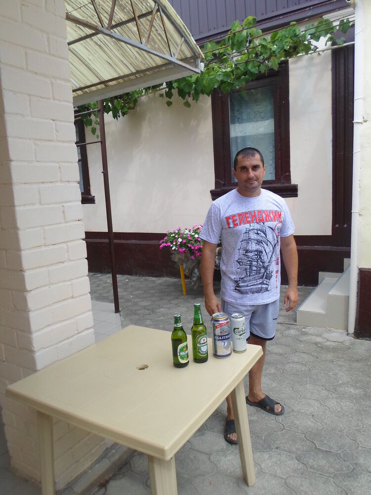  ,   Dude Serg, 46 ,   ,   , c 