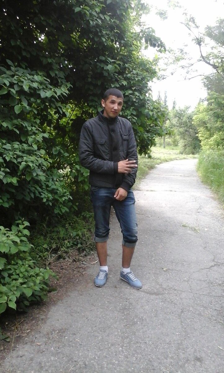 ,   Adik, 31 ,   
