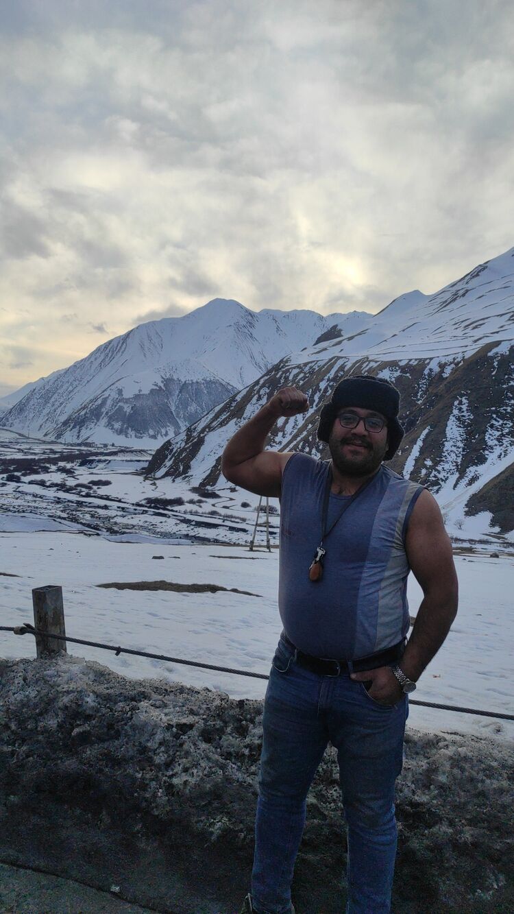  Khvoy,   Tagi, 37 ,   ,   