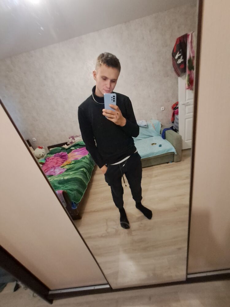  31795134  , 24 ,    