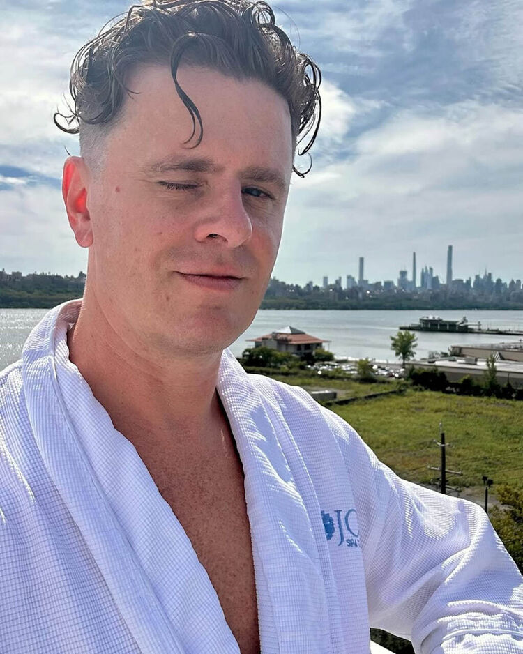 ���� 51377594 ������� �������, 42 ����, ���� ���������� � �������-��-����