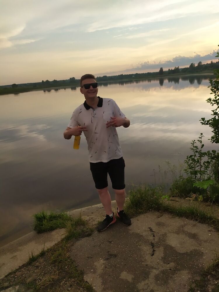  37330484  , 26 ,    -