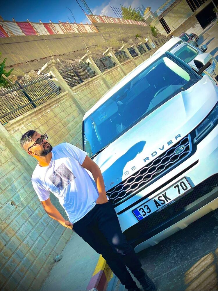  49523244  Arslanbey, 28 ,    