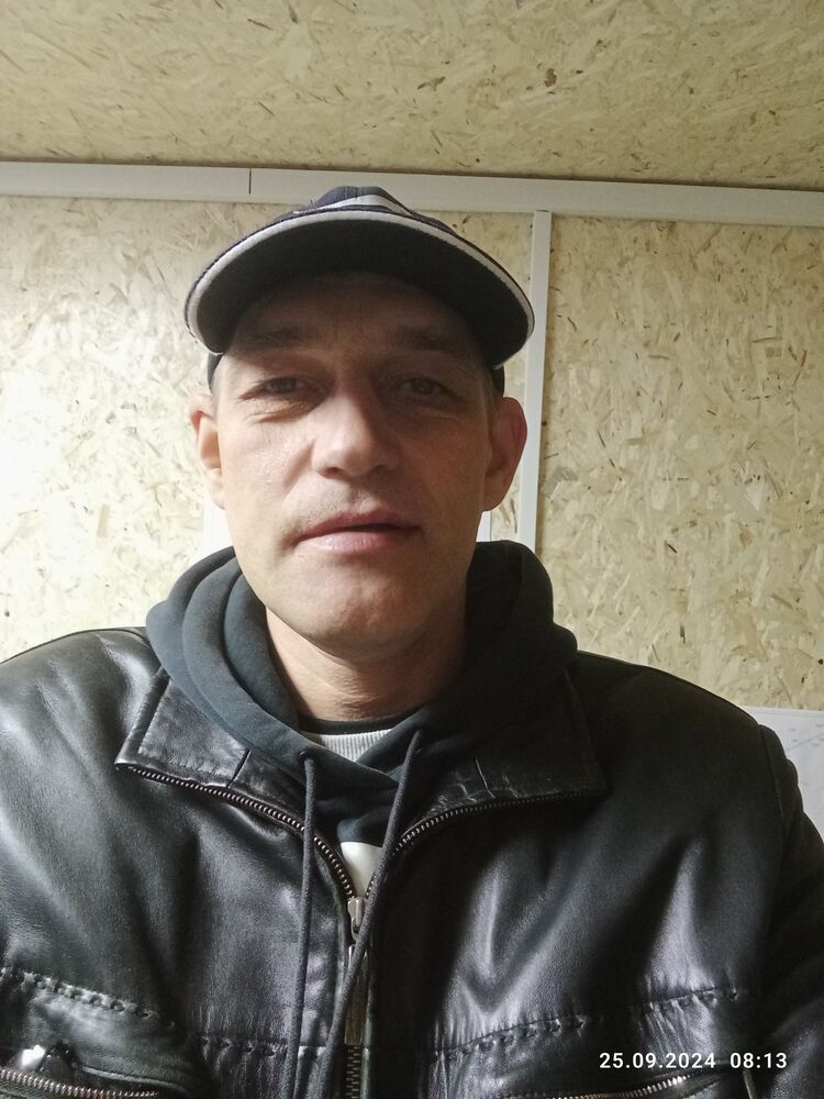  47961264  Sergey, 49 ,    -