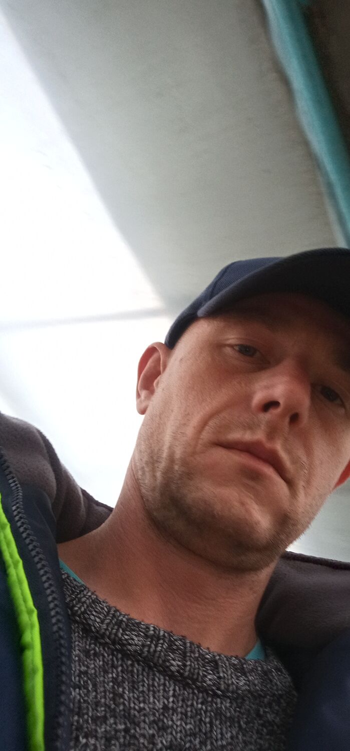  47838014  Andrey, 37 ,    