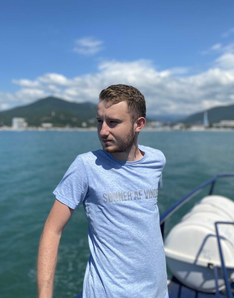  28081884  , 25 ,    