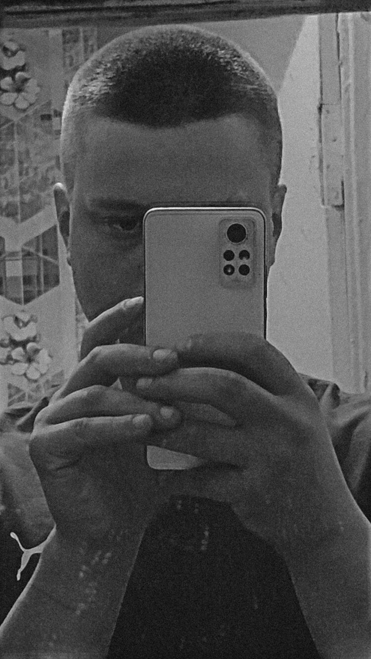  54117914  Aleksangr, 26 ,    -