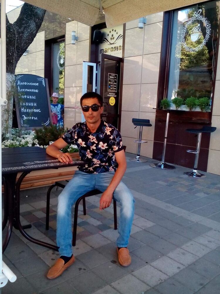  ,   Rustam, 38 ,   ,   , c 