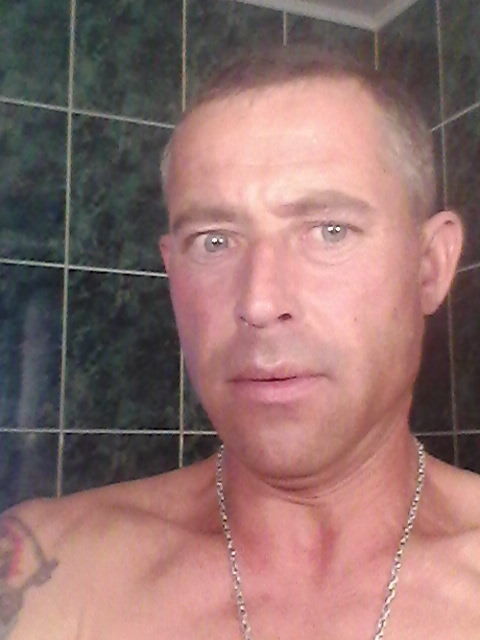  9578824  , 49 ,    