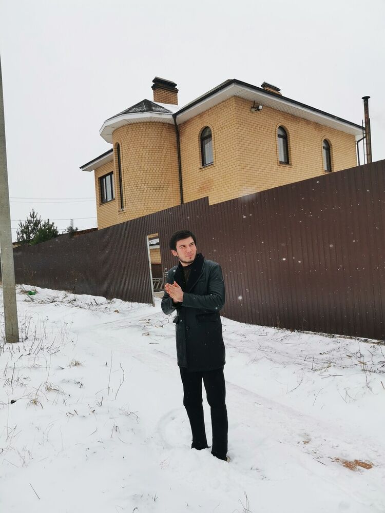  20572544  Abdullo, 31 ,    