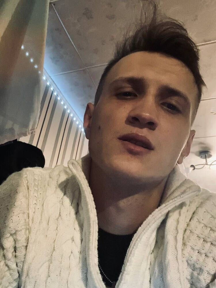  49769954  Dima, 24 ,    