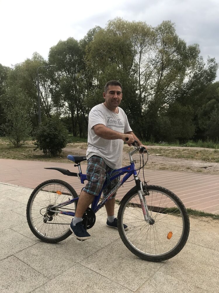  17787394  Sergey, 52 ,    