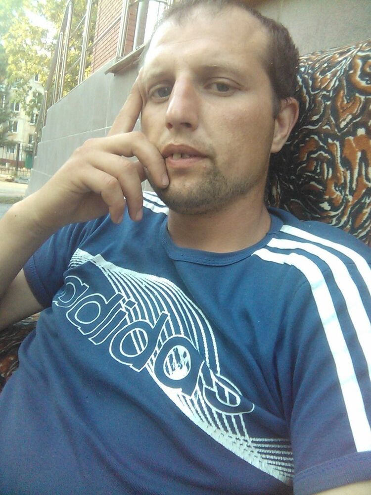  4408234  Vlad25, 40 ,    