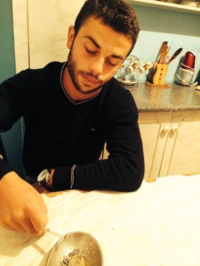  ,   Dato, 29 ,   