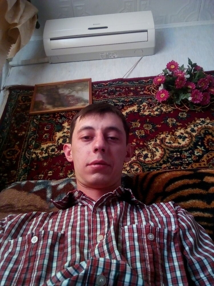  9586494  Denisko, 37 ,    