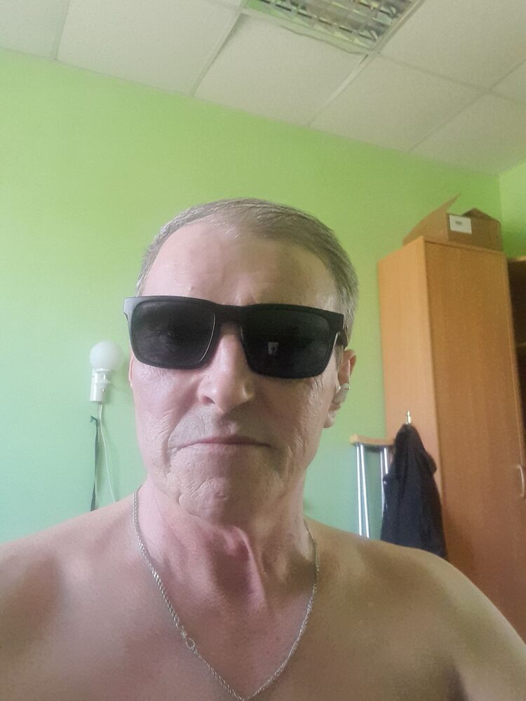  44538184  , 51 ,    