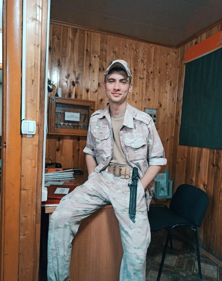  33204354  , 23 ,    --