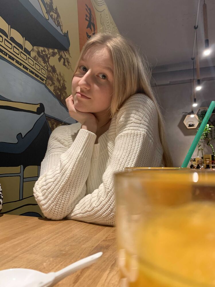  26703164  , 23 ,    -