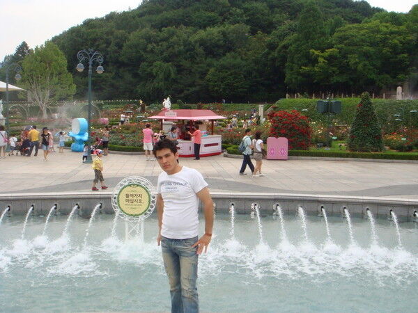  4305684  BAHTI, 42 ,    