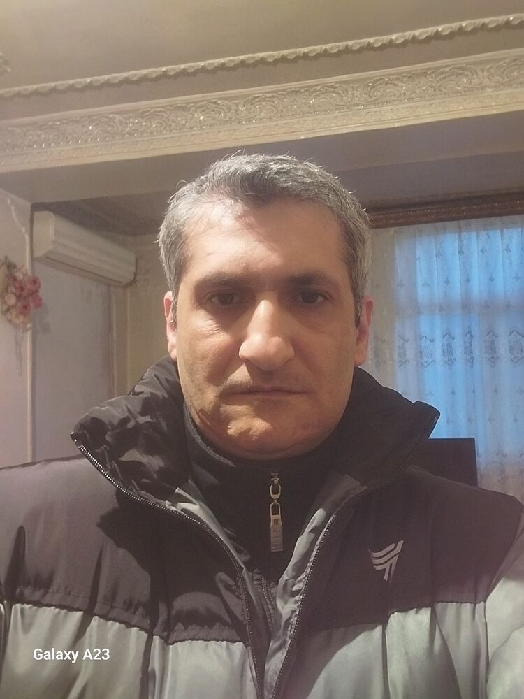  ,   Sadiq, 45 ,   ,   , c , 