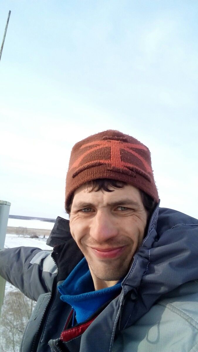  ,   Andrej, 34 ,   ,   , c 