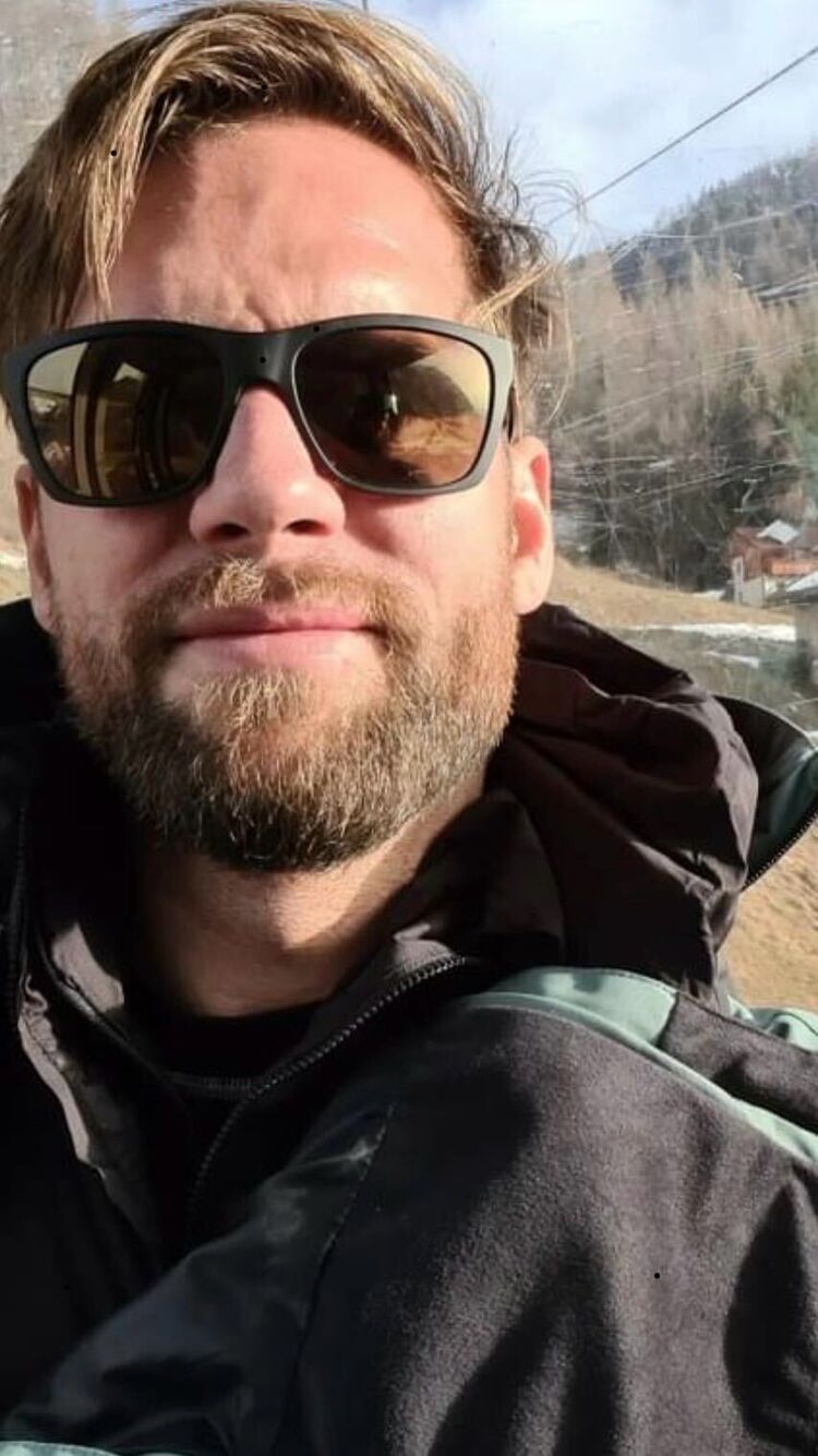  ,   , 43 ,   c 