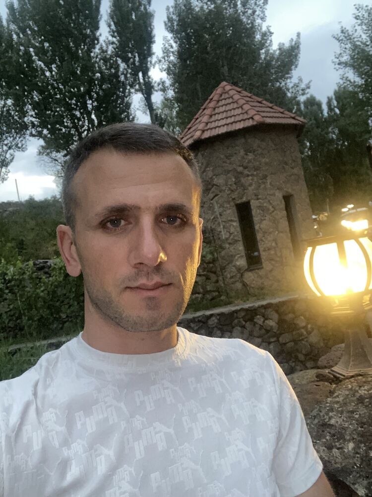  ,   Mesrop, 29 ,   ,   