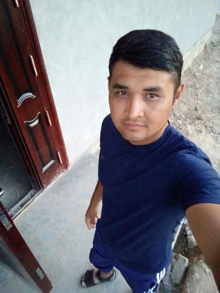  20401194  Adhamjon, 39 ,    