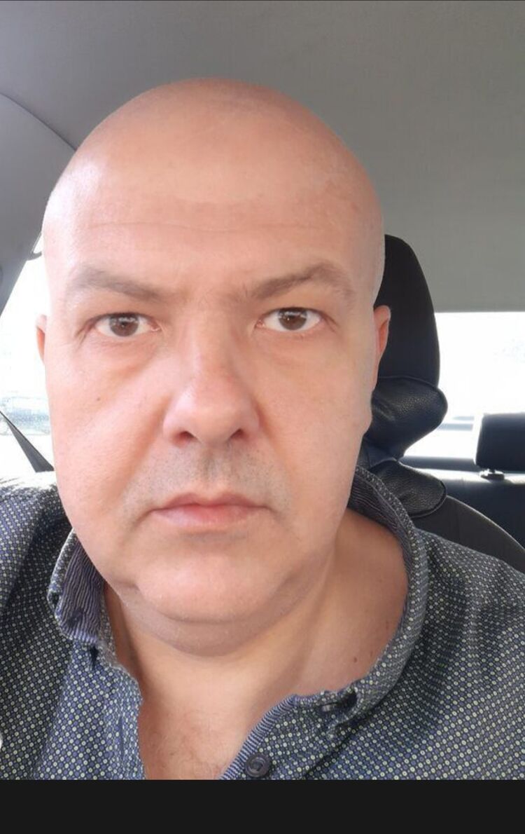  ,   Stas, 49 ,   ,   , c 
