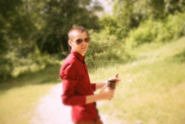  5184374  Ronyastar, 35 ,    