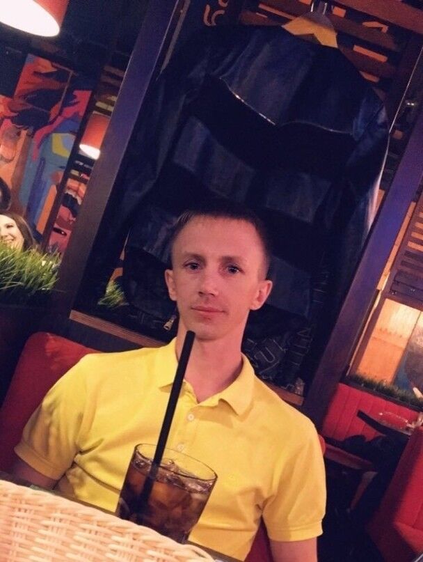  18017574  , 38 ,    