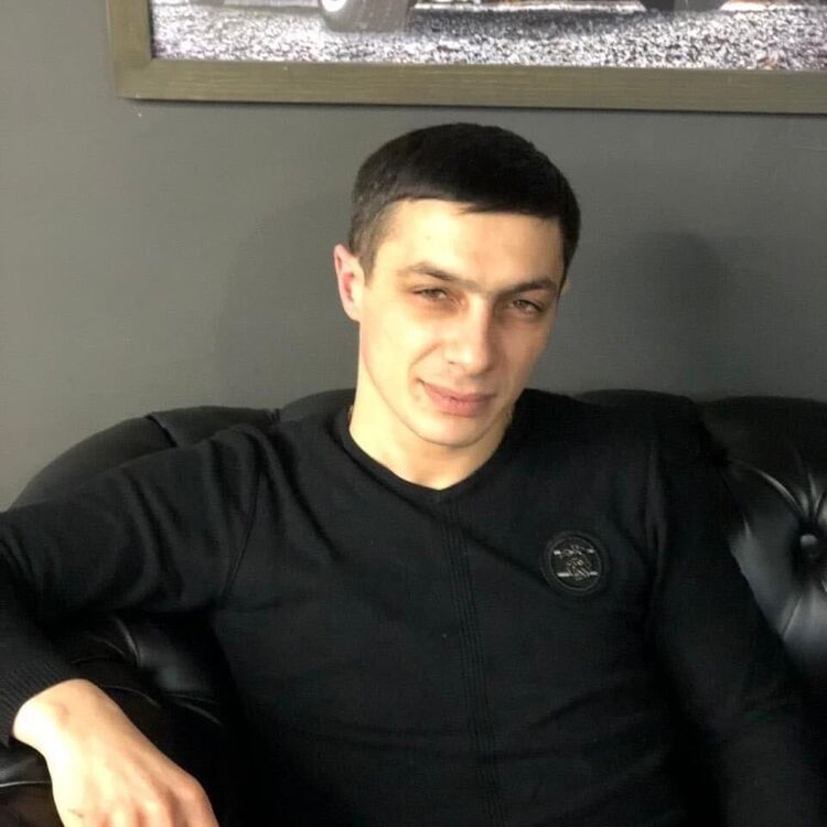  27592884  Karen, 34 ,    