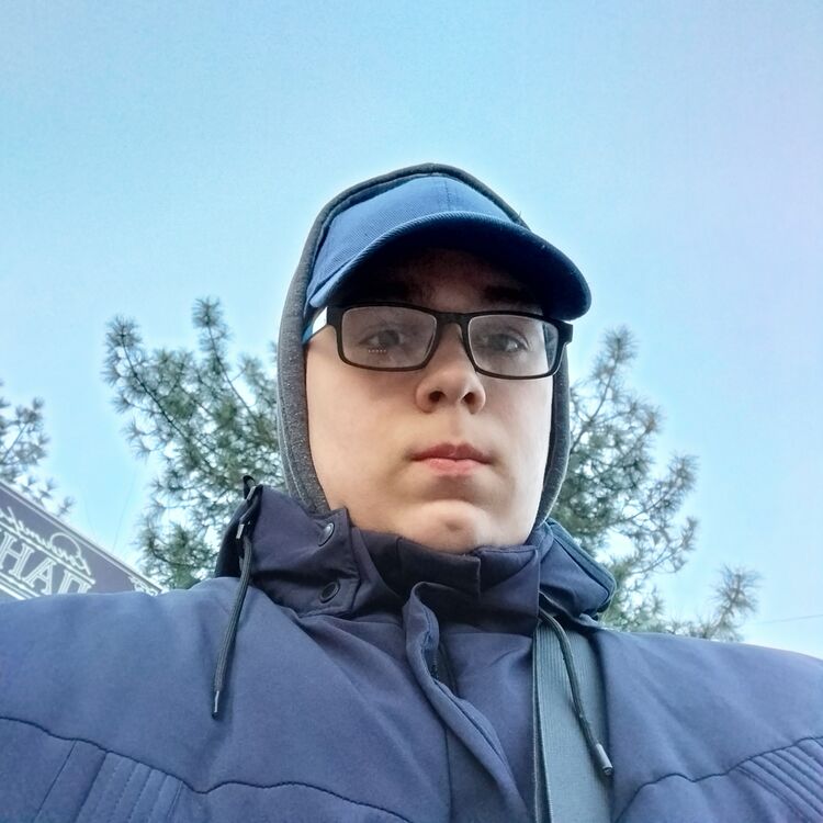  32842654  Vladislav, 23 ,    --